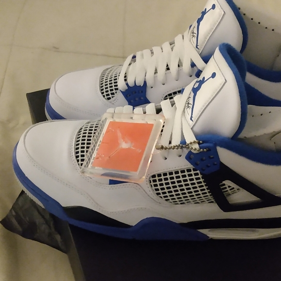 Jordan retro 4 motorsport size 9 - Picture 3 of 9